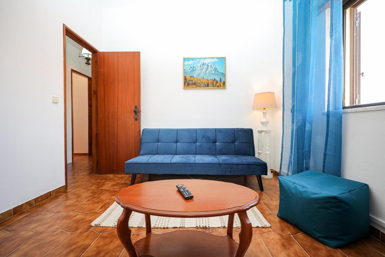 Apartment B91 - Bairro In