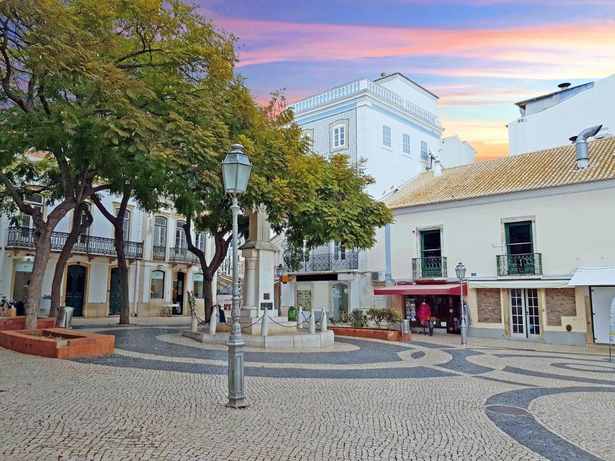 B91 - Bairro In Lagos